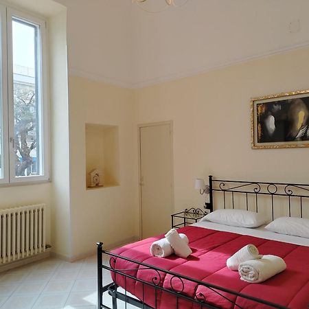 iLCastellano - Suites&Apartments Lecce Esterno foto