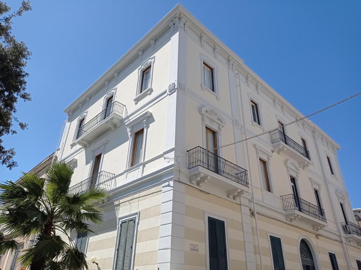 iLCastellano - Suites&Apartments Lecce Esterno foto