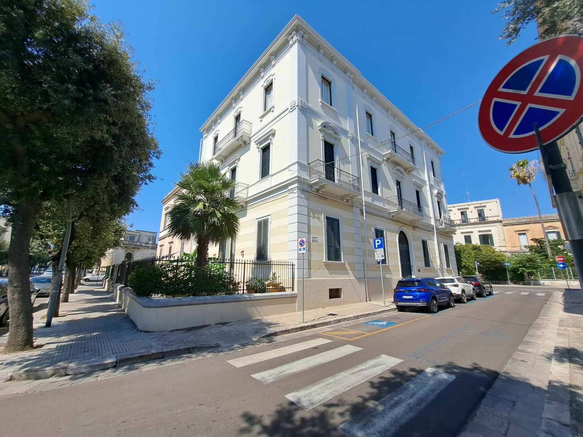 iLCastellano - Suites&Apartments Lecce Esterno foto